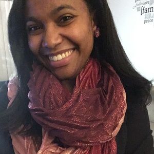 Meet your Posher, Krystal